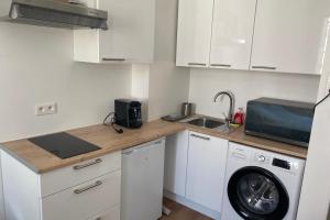 Charming studio for holidays by the sea LIVE IN Wilson A