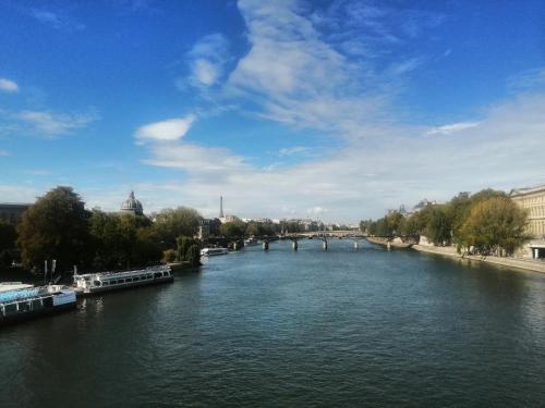 Charming studio in Paris near the Eiffel Tower