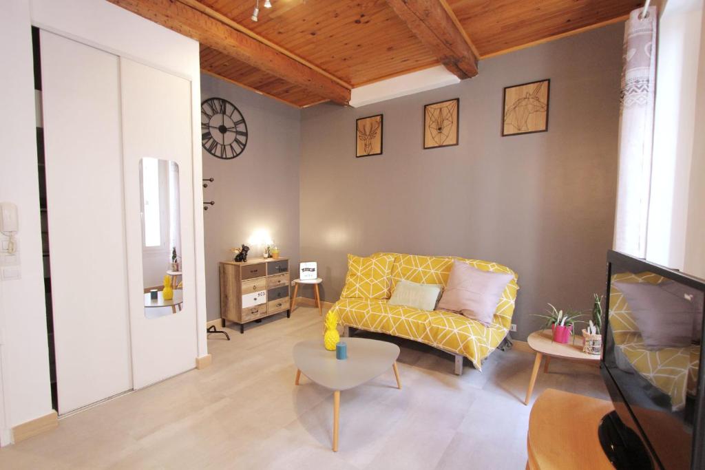 Charming studio near PARC LONGCHAMP 2 Boulevard de la Fédération, 13004 Marseille