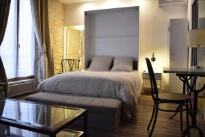 Charming studio near République and Le Marais