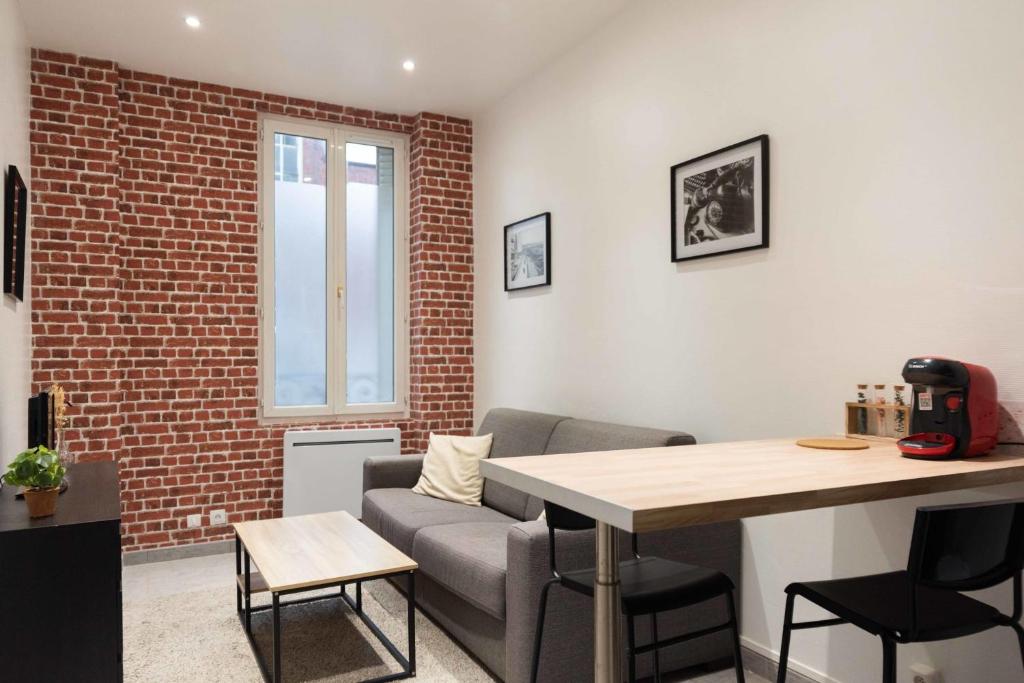 Appartement Charming Studio near the Canal de l'Ourcq 40 Rue Hoche 93500 Pantin