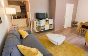 Charming Studio with parking & terrace VIEUX LILLE