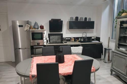 CHÂTEAU EN MONTAGNE POUR 6 PERSONNES