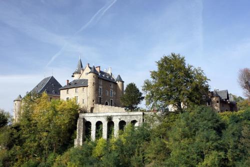 Appartement Appartement château Uriage-Chamrousse 1280 route d'Uriage Saint-Martin-dʼUriage