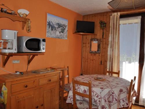 Appartement Appartement Châtel, 2 pièces, 6 personnes - FR-1-693-27 352 Route du Roitet Châtel