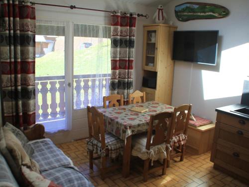 Appartement Appartement Châtel, 3 pièces, 6 personnes - FR-1-200-282 1643 Route Du Petit Chatel -  - Châtel