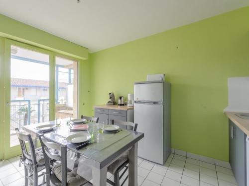 Appartement Appartement Châtelaillon-Plage, 3 pièces, 4 personnes - FR-1-535-29 Bld de la République Batiment Enghein Les Principautés du Casino Châtelaillon-Plage