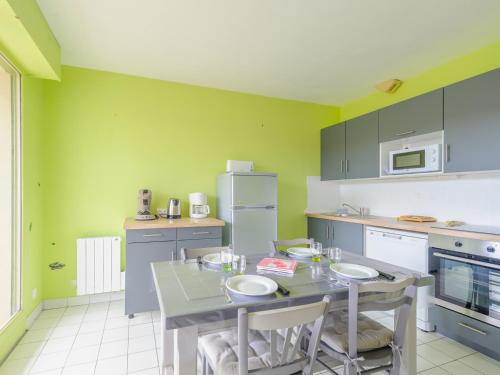 Appartement Châtelaillon-Plage, 3 pièces, 4 personnes - FR-1-535-29 Châtelaillon-Plage france