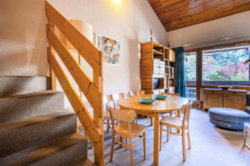 Appartement CHEVAL BLANC G - Duplex CHEVAL BLANC C74 pour 8 Personnes 58 Place du Morel 73260 Valmorel