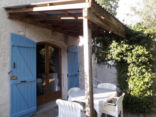 CHEZ BETTY