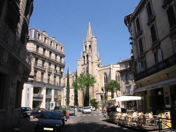 Chez Dany 9 Place Carnot, 84000 Avignon