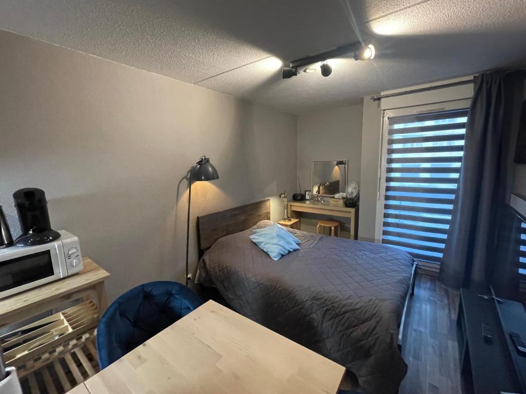 Appartement Chez edGARE à Chambéry 133, place de la gare 73000 Chambéry