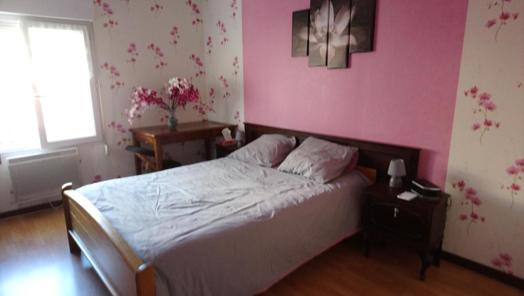 Chez Fabienne T2 Appartement Vert 8 Rue de la Gare, 63340 Le Breuil-sur-Couze