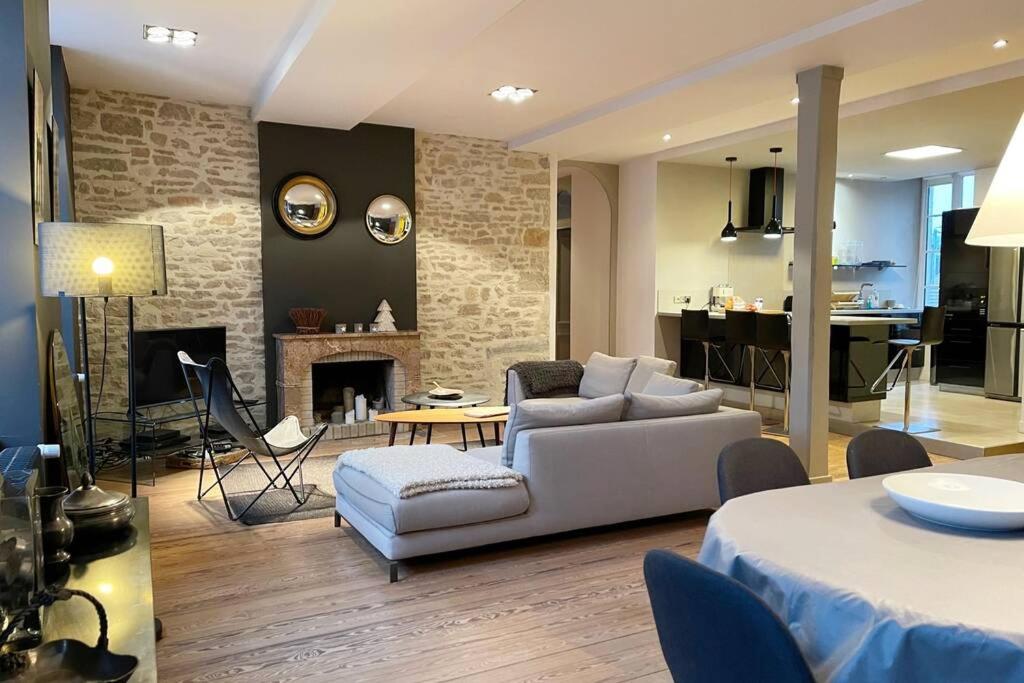 Chez Flo, Magnifique appartement 3 chambres 12 Rue du Faubourg Bretonnière, 21200 Beaune