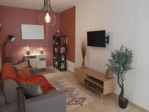 Appartement CHEZ GARANCE 8 Rue des Bourgades 84470 Châteauneuf-de-Gadagne Provence-Alpes-Côte d\'Azur