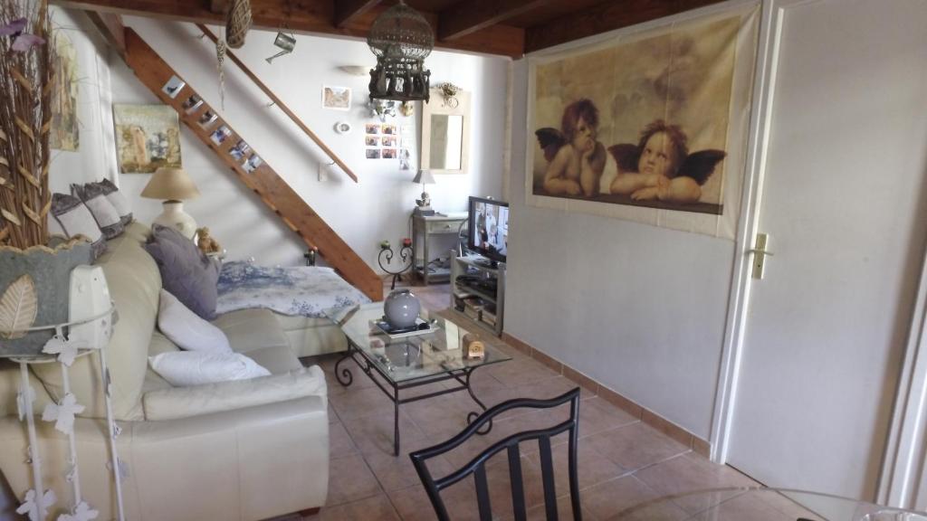 Chez Gene 10 Place Nicolas Saboly, 84000 Avignon