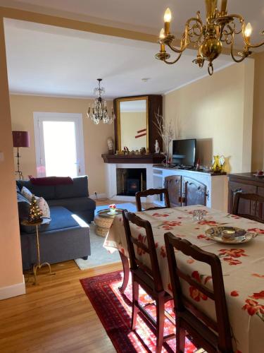 Chez Hélène 3 étoiles, adapté disabled PMR,pour 4 personnes chiens bienvenus-pet friendly