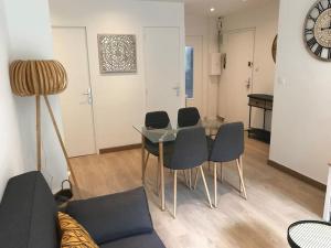 Chez Jacques - Balcon et Garage