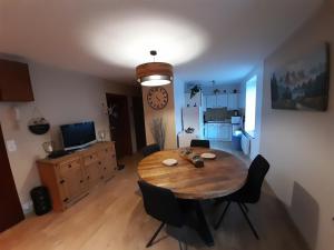 Chez la malou