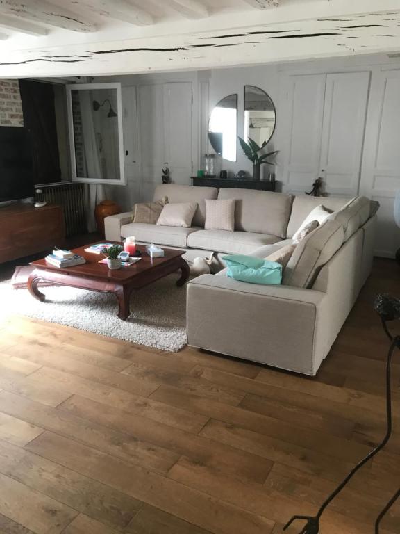 Appartement Chez leo 3 rue du docteur pean 28200 Marboué