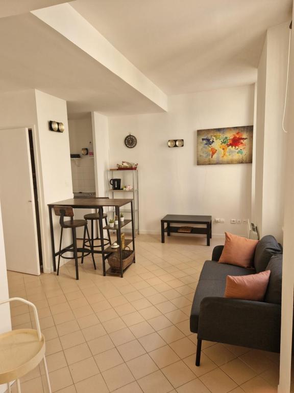 Appartement Chez Lino 58 Rue Pomme de Pin 83000 Toulon