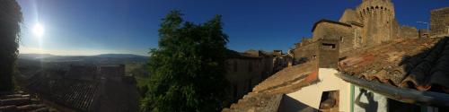 Chez Marius Gordes Vue panoramique sur luberon