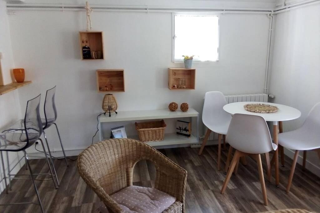 Chez Momo 9 Avenue des Érables, 84000 Avignon