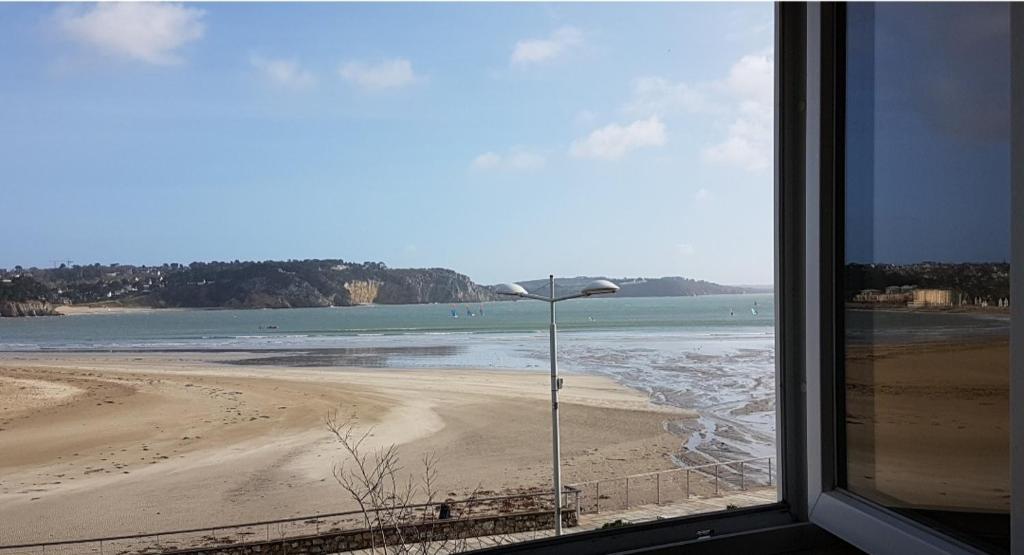 Appartement Chez Nany, chaleureux duplex sur le port de Morgat 14 Quai Kador 29160 Crozon