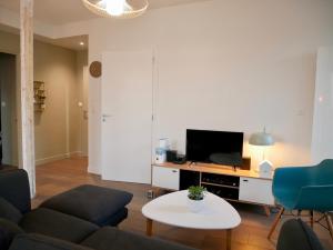 chez Nous