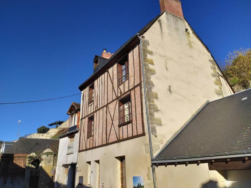 Appartement Chez Romane : charmant gîte au pied du château 25 Rue Victor Hugo 37400 Amboise