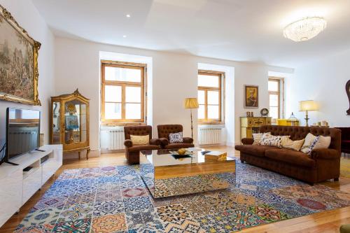 Chiado 4-Bedroom Flat