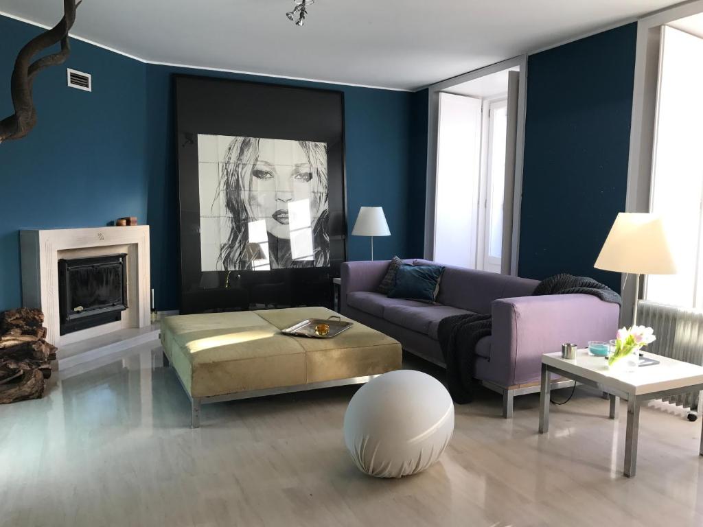 Chiado Glamorous Design Apartment Calçada do Sacramento, 18 - 4º andar direito, 1200-394 Lisbonne