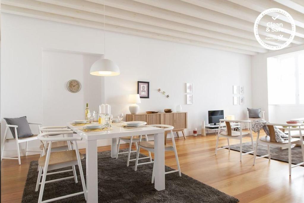 Chiado Premium by Homing Calçada do Combro 127, 1200-452 Lisbonne