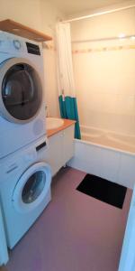CHIC 2CHAMBRES,70m²+balcon+parking+WIFI