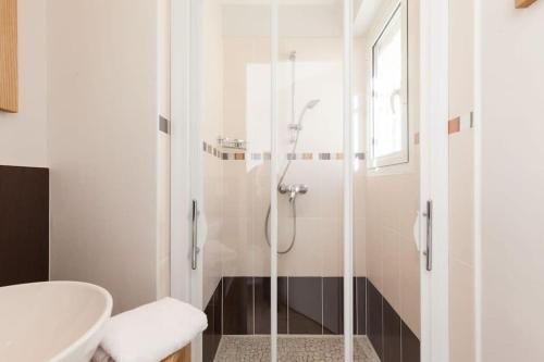 Chic and modern apt with terrace - La Croisette