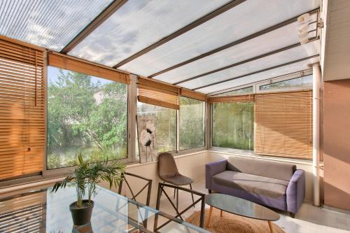 Chic and Spacious apart amazing terrace