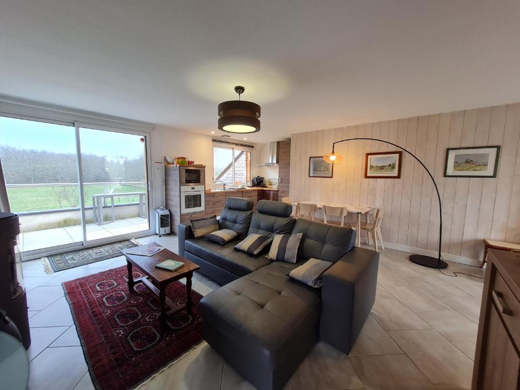 Chic and spacious apart with parking 92700 Colombes