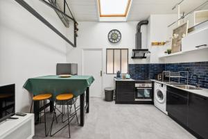 Chic apart loft with terrace & parking