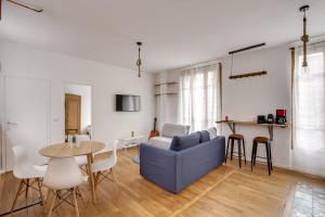 Chic apart near Paris