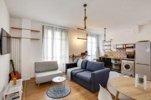Chic apart near Paris