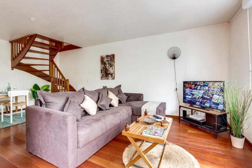 Chic apart with terrace and parking 16 Rue Maria Callas, 93000 Bobigny