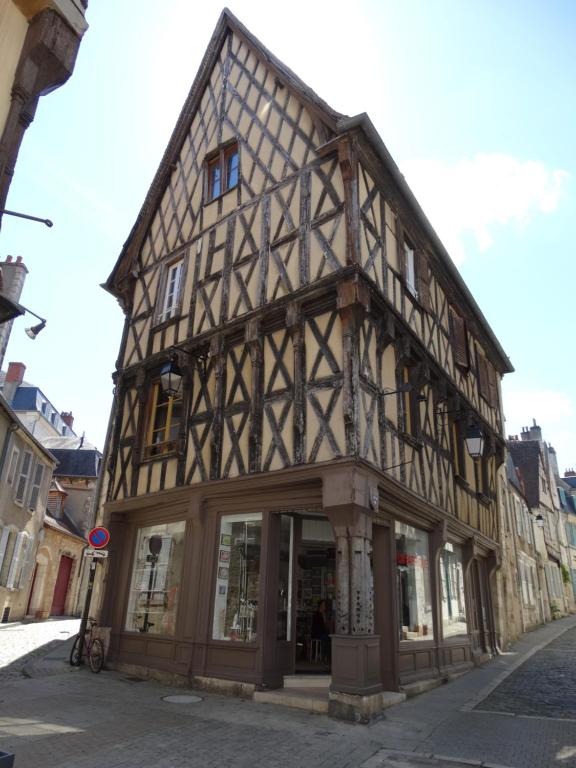 CHIC APPART DESIGN - HYPER CENTRE - TRAMWAY - FREE WIFI - leRelaisdOdile12