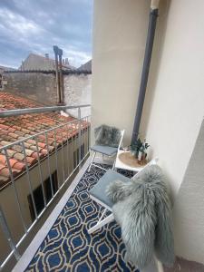 Appartement Chic, Charmant et Lumineux ~ Design apartment 2 chambres avec balcon 12 Rue de Tunis 34200 Sète Languedoc-Roussillon