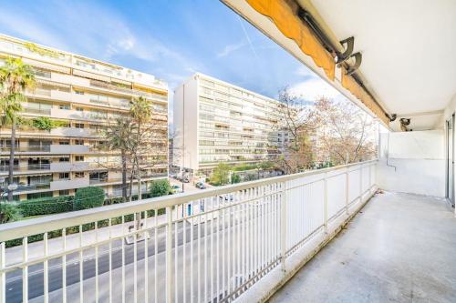 Appartement Appartement Chic, Cozy, Chaleureux ! 4-5 couchages 97 Boulevard Carnot Cannes