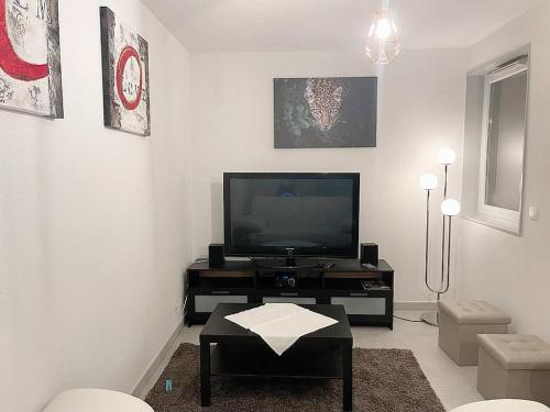 Appartement APPARTEMENT CHIC LE VELODROME 24 Boulevard Schloesing Marseille