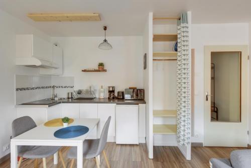 Chic studio avec parking au centre-ville