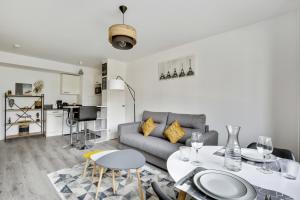 Chic studio near Paris - La Defense