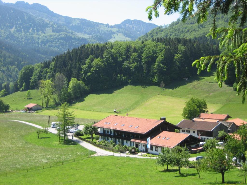 Appartement ciao-aschau Gschwendtnerhof Ap18 SchölzkeV Hintergschwendt 8 83229 Aschau im Chiemgau