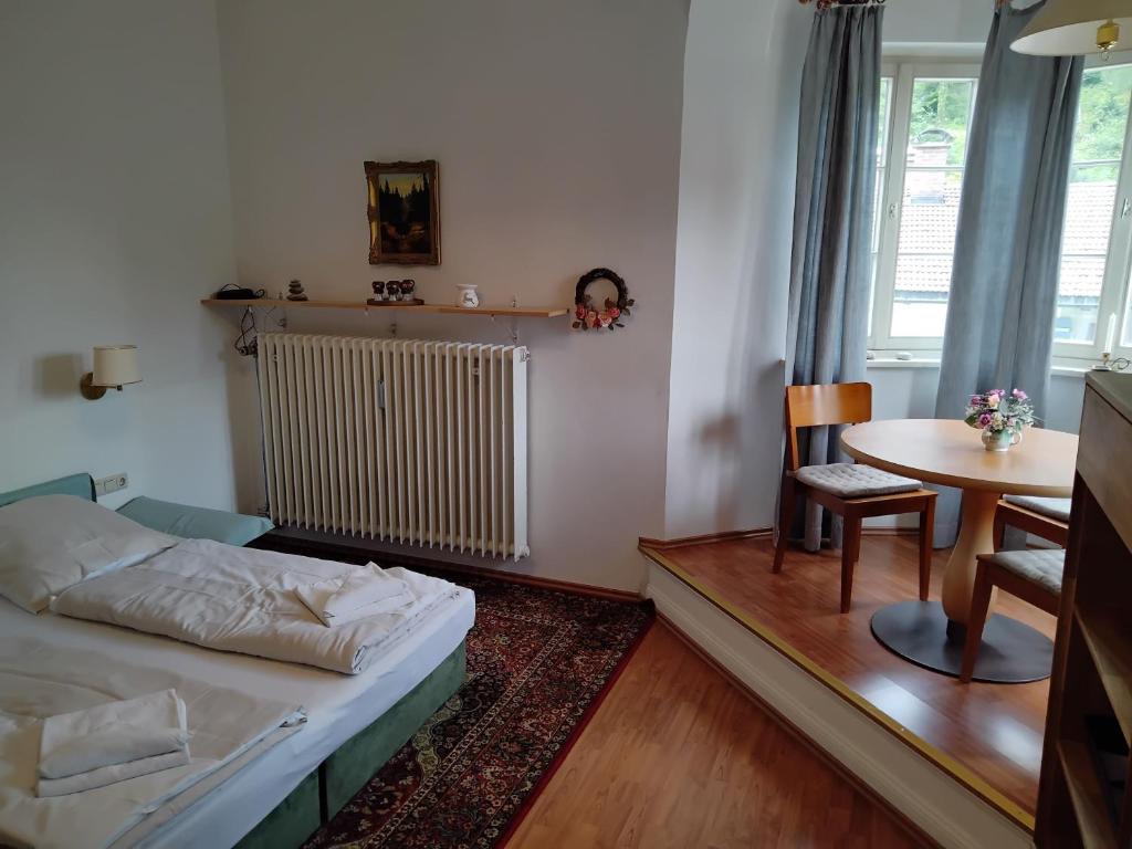 ciao-aschau Haus Burg HB Ap108 Weber Kampenwandstraße 94, 83229 Aschau