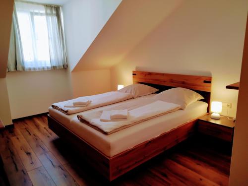 ciao-aschau Haus Burg HBn Ap339 Stoib
